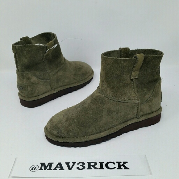 olive green ugg boots